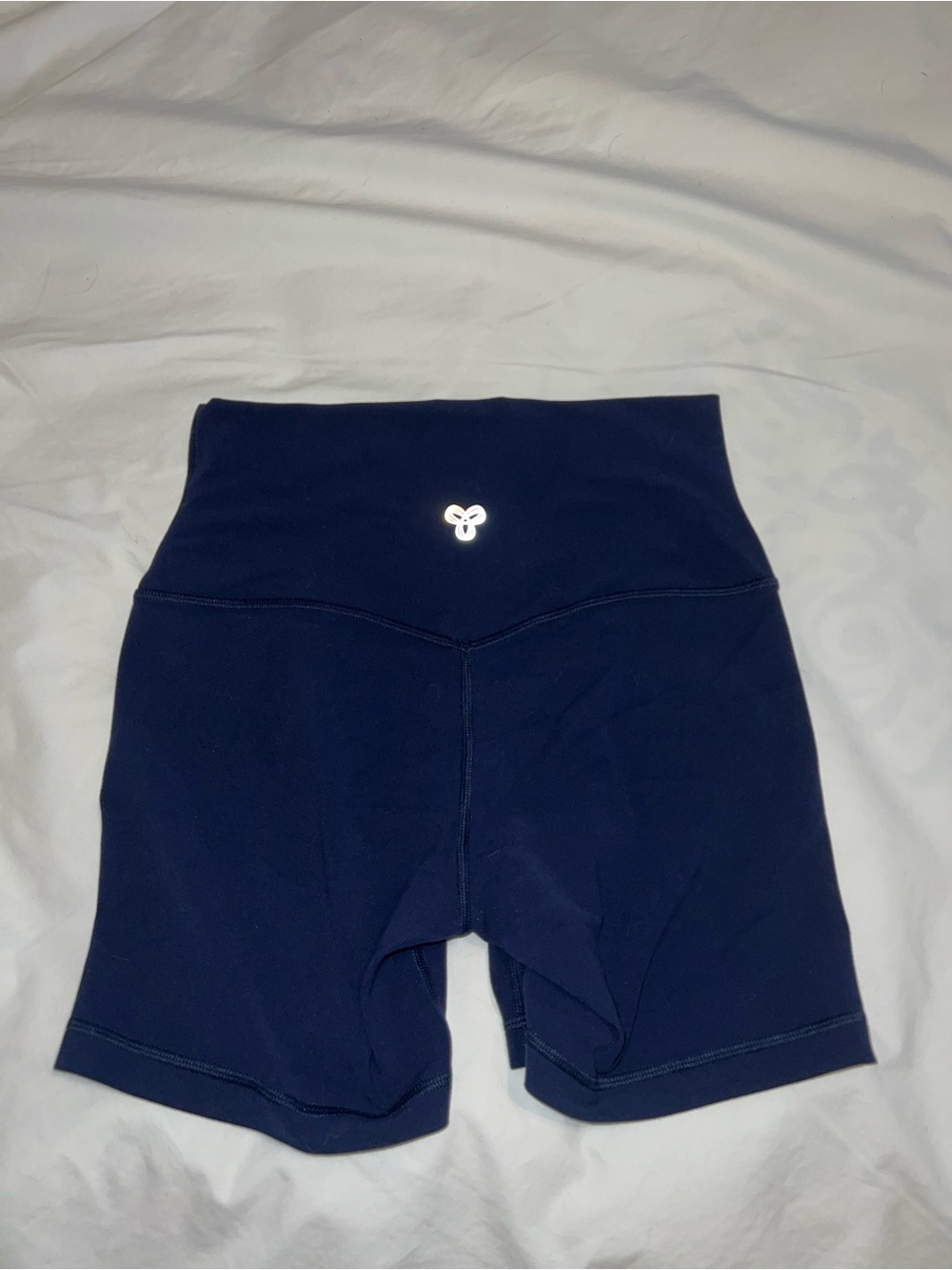 Aritzia - BUTTER Cheeky Hi-Rise 5" Short